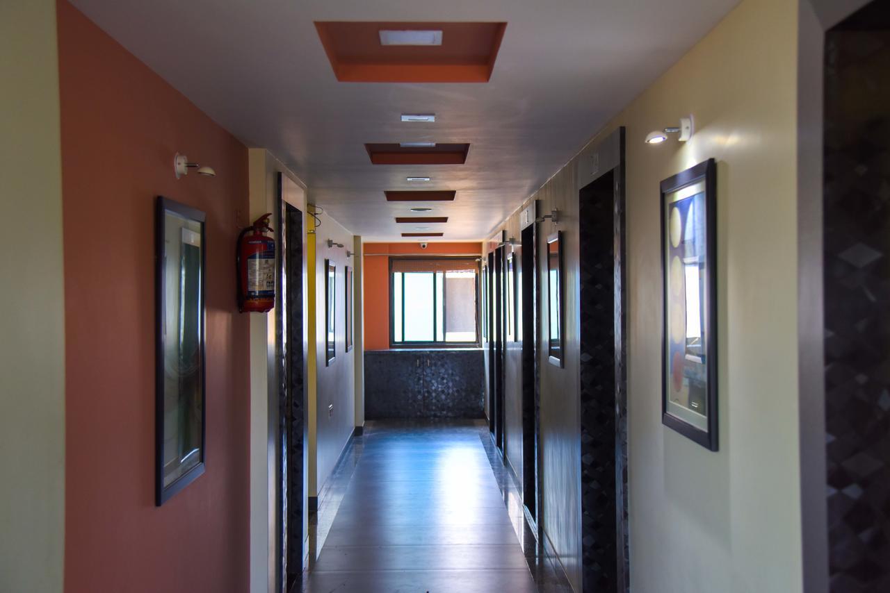 Hotel Tulsi Residency Bhuj Luaran gambar