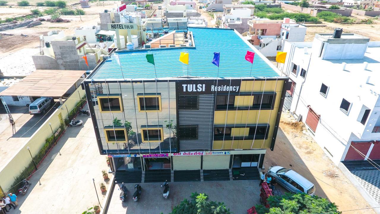 Hotel Tulsi Residency Bhuj Luaran gambar