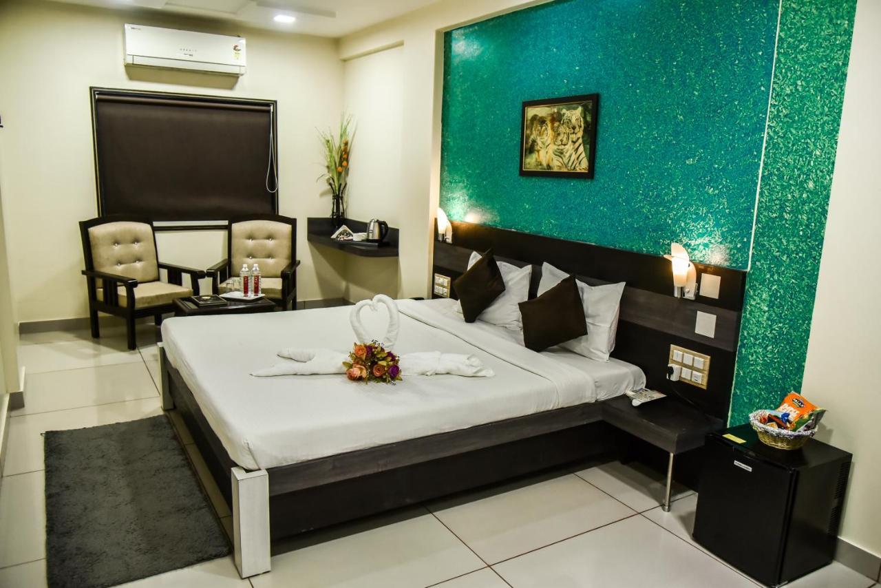 Hotel Tulsi Residency Bhuj Luaran gambar