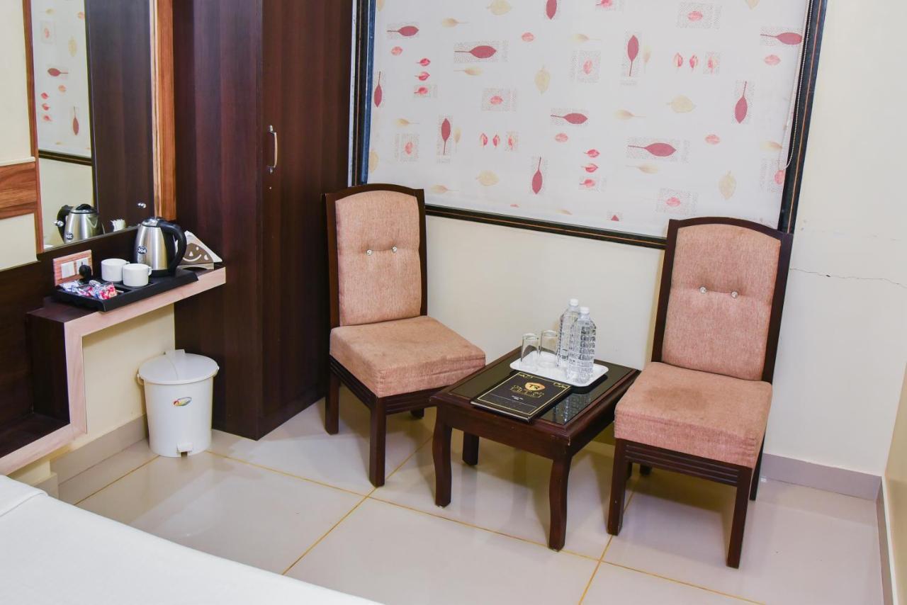 Hotel Tulsi Residency Bhuj Luaran gambar