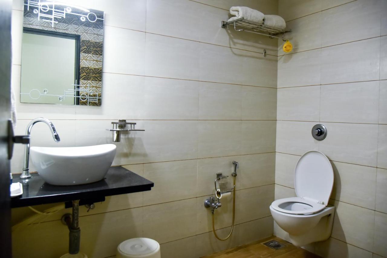 Hotel Tulsi Residency Bhuj Luaran gambar