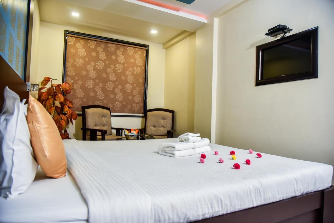 Hotel Tulsi Residency Bhuj Luaran gambar